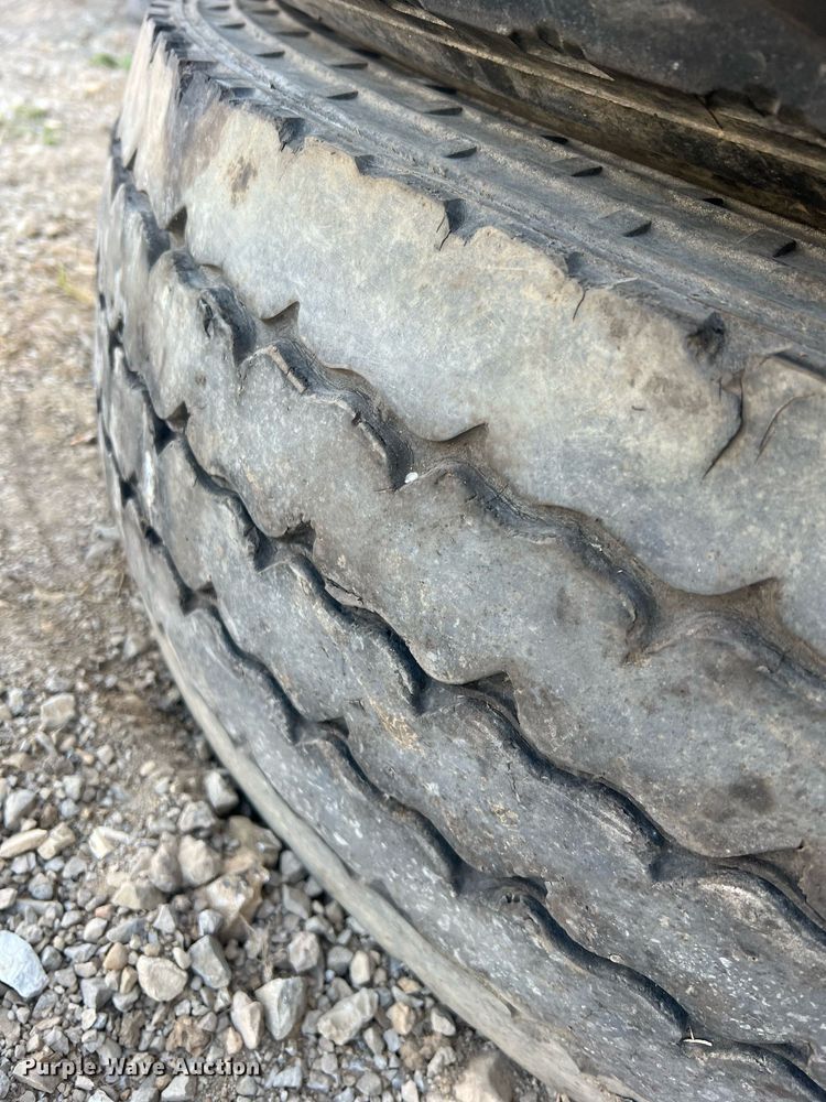 image for item II9225 (23) tires