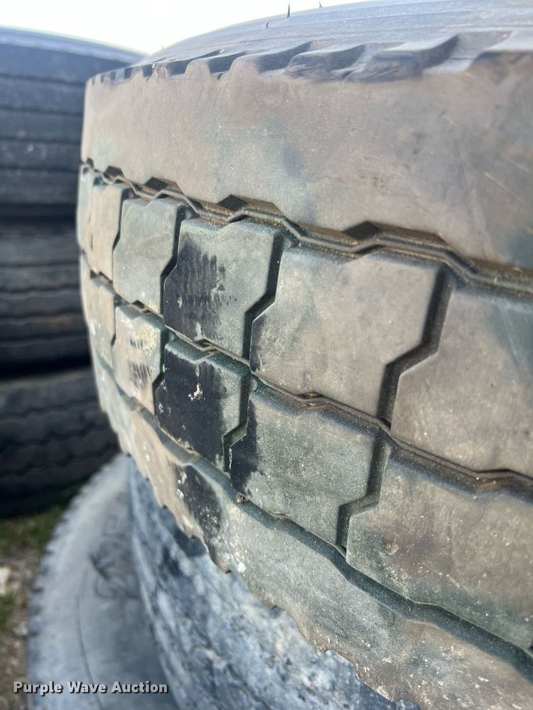 image for item II9225 (23) tires