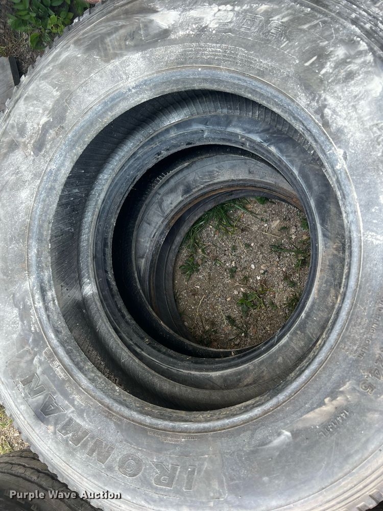 image for item II9225 (23) tires