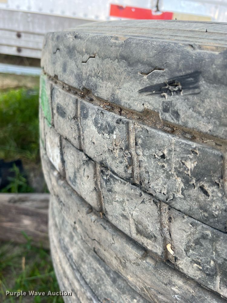 image for item II9225 (23) tires