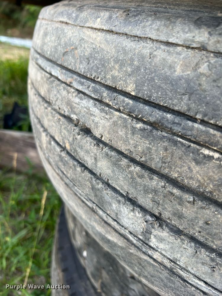 image for item II9225 (23) tires