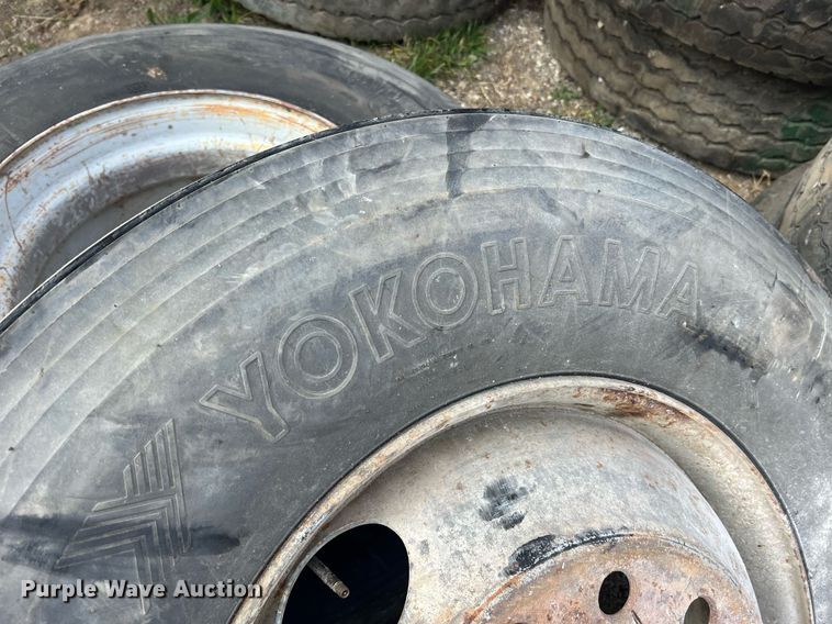 image for item II9225 (23) tires