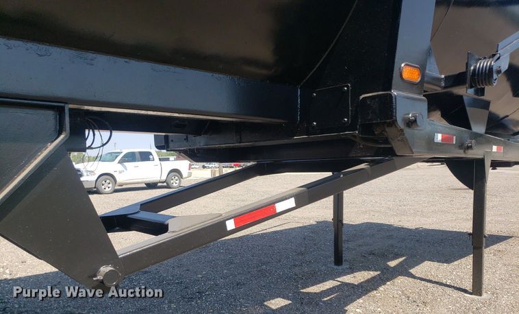 image for item IP9371 2014 Manac 4K228AB00  end dump trailer