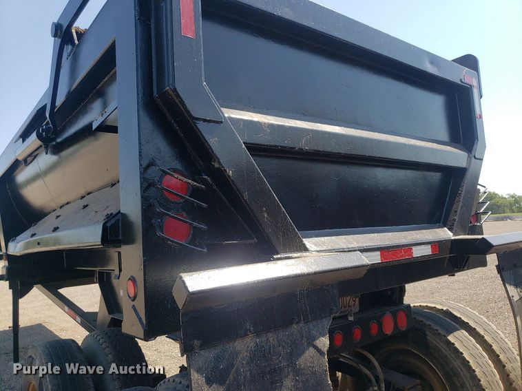 image for item IP9371 2014 Manac 4K228AB00  end dump trailer