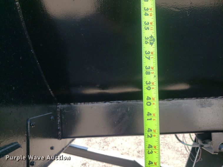 image for item IP9371 2014 Manac 4K228AB00  end dump trailer