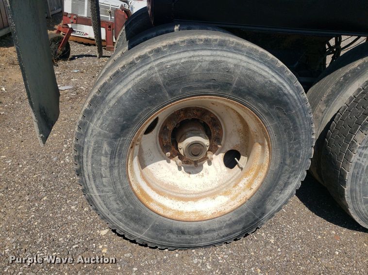 image for item IP9371 2014 Manac 4K228AB00  end dump trailer