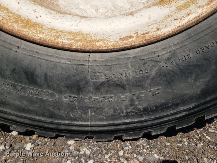 image for item IP9371 2014 Manac 4K228AB00  end dump trailer