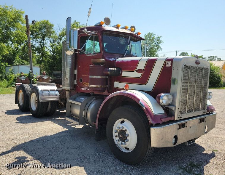 image for item JO9216 1979 Peterbilt 359  semi truck