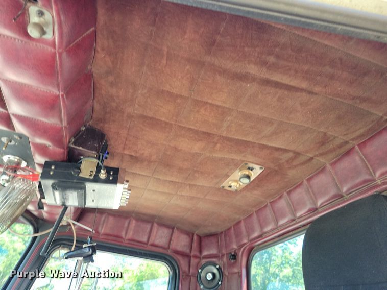 image for item JO9216 1979 Peterbilt 359  semi truck