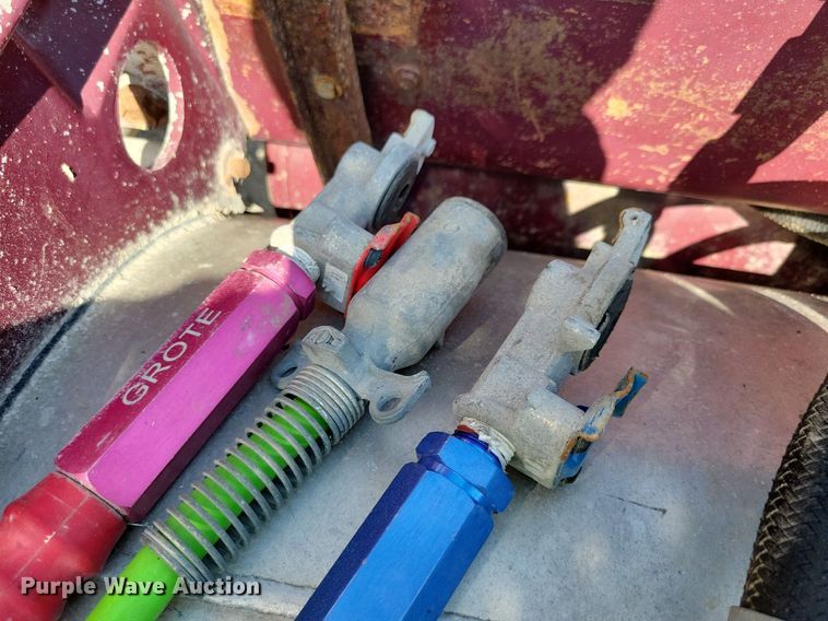 image for item JO9216 1979 Peterbilt 359  semi truck