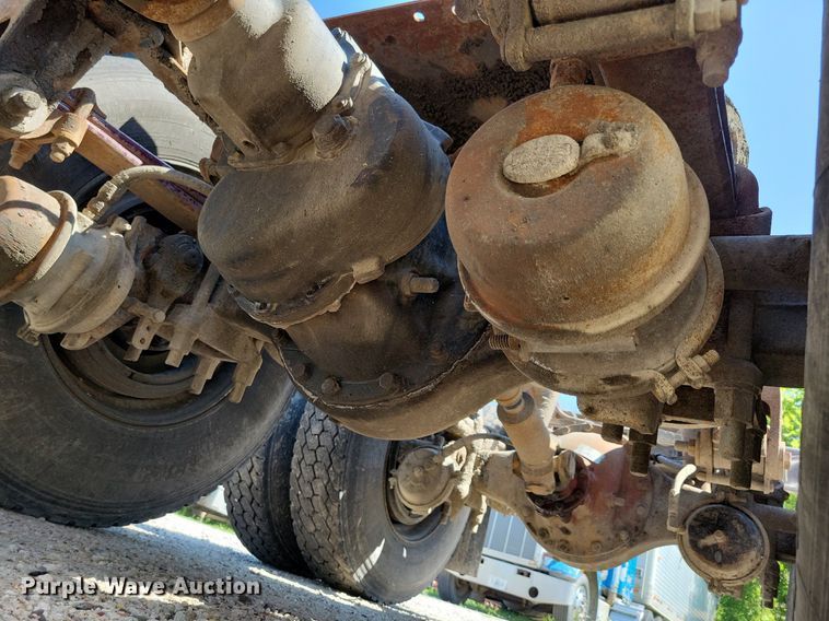 image for item JO9216 1979 Peterbilt 359  semi truck