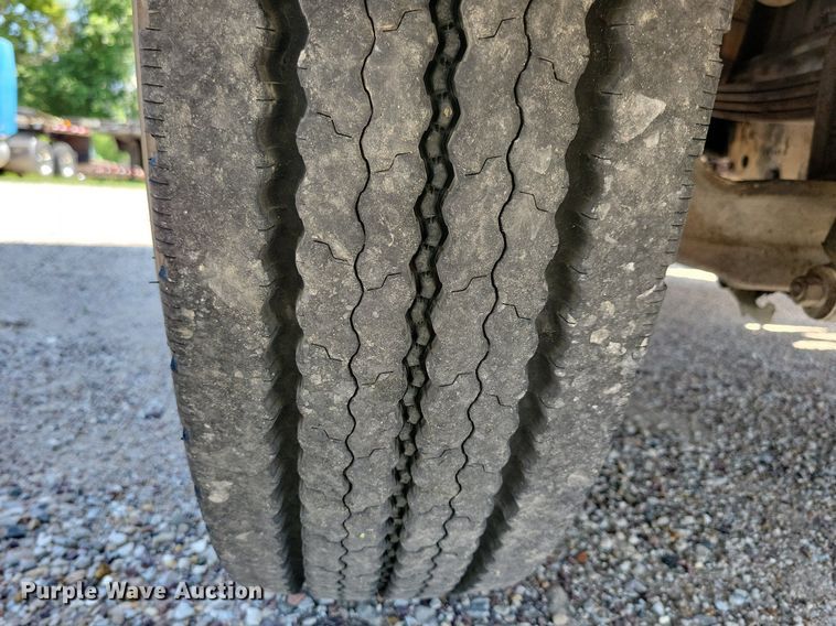 image for item JO9216 1979 Peterbilt 359  semi truck