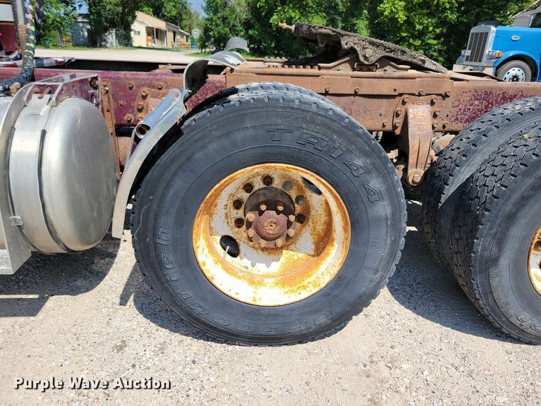 image for item JO9216 1979 Peterbilt 359  semi truck