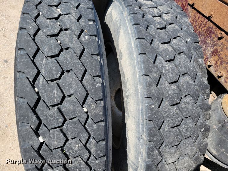 image for item JO9216 1979 Peterbilt 359  semi truck