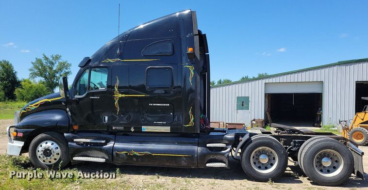 image for item JO9275 2007 Kenworth T2000  semi truck