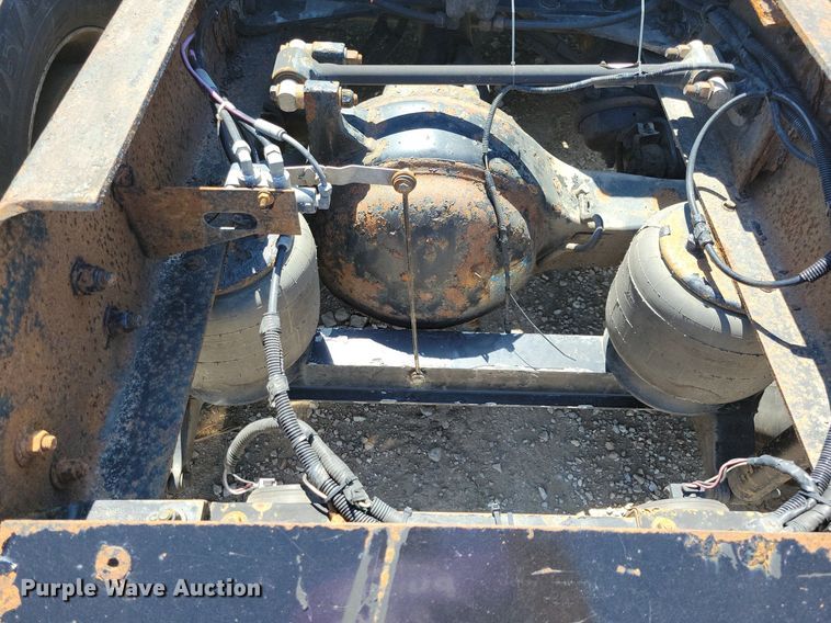 image for item JO9275 2007 Kenworth T2000  semi truck