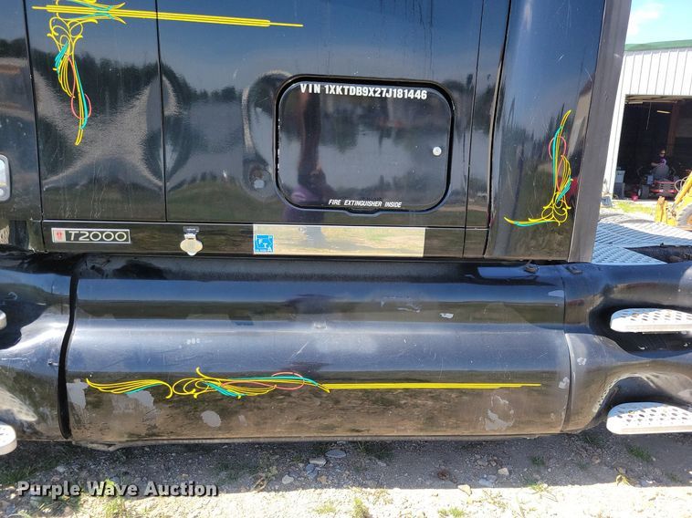 image for item JO9275 2007 Kenworth T2000  semi truck