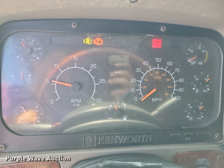 image for item JO9275 2007 Kenworth T2000  semi truck