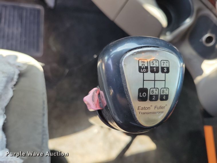 image for item JO9275 2007 Kenworth T2000  semi truck