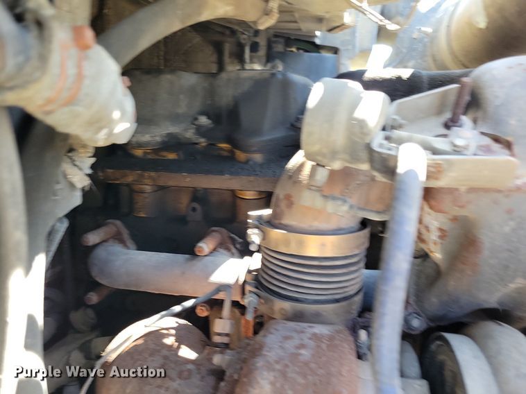 image for item JO9275 2007 Kenworth T2000  semi truck