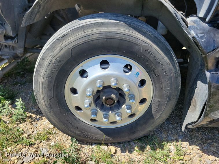 image for item JO9275 2007 Kenworth T2000  semi truck