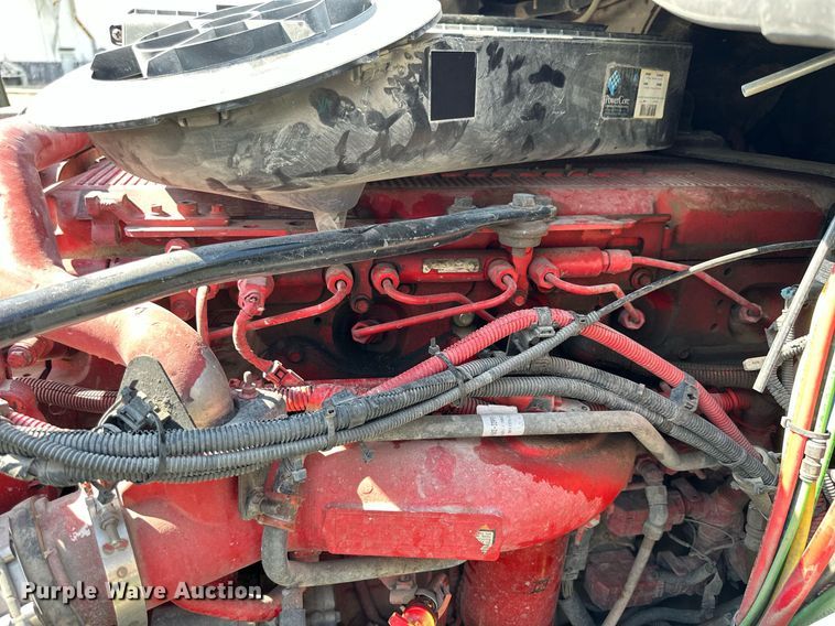 image for item KL9015 2012 Freighliner Cascadia  semi truck