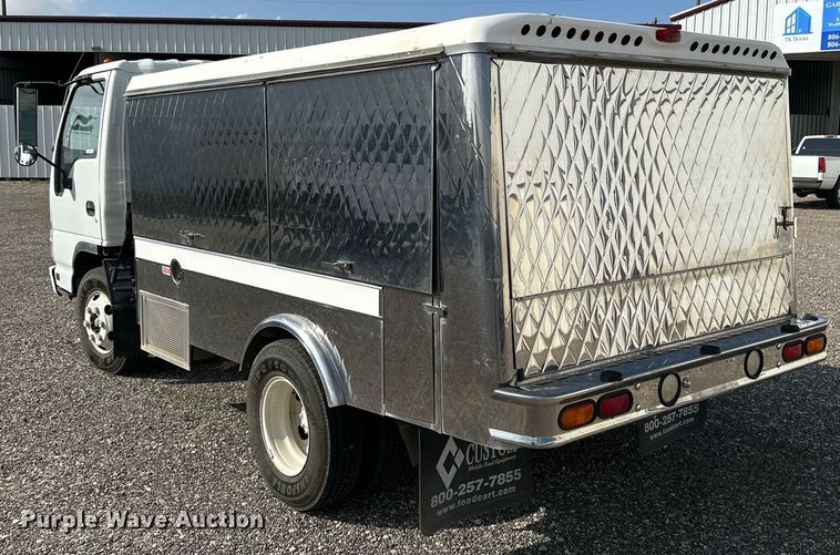 image for item KM9858 2006 Isuzu NPR  catering truck