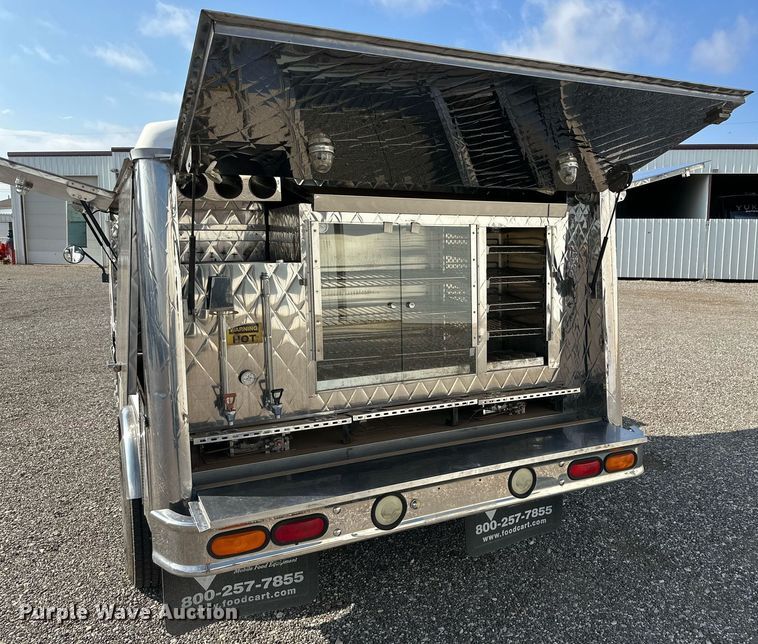 image for item KM9858 2006 Isuzu NPR  catering truck