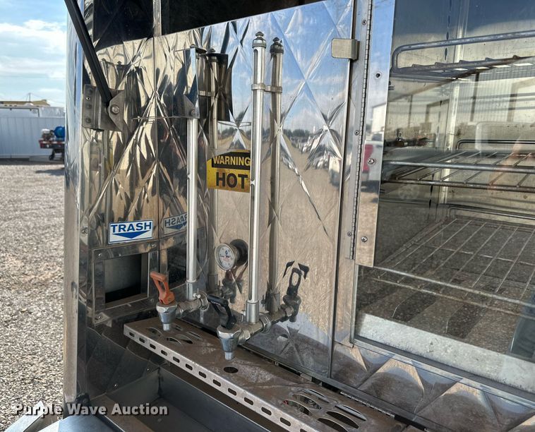 image for item KM9858 2006 Isuzu NPR  catering truck