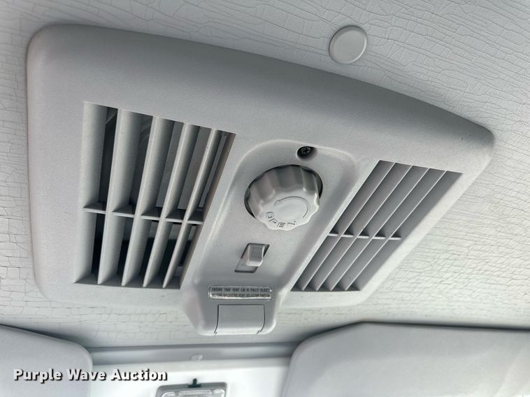 image for item KM9858 2006 Isuzu NPR  catering truck