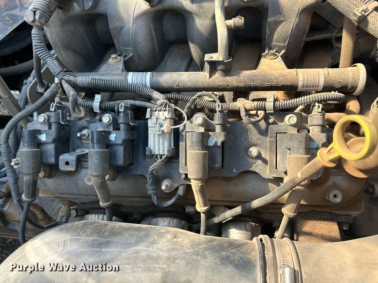 image for item KM9858 2006 Isuzu NPR  catering truck