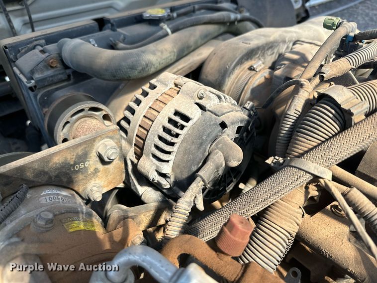 image for item KM9858 2006 Isuzu NPR  catering truck