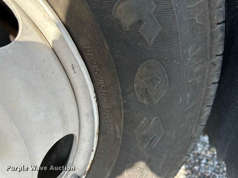 image for item KM9858 2006 Isuzu NPR  catering truck