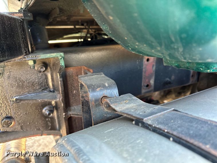 image for item KU9939 1984 Mack R686ST  dump truck