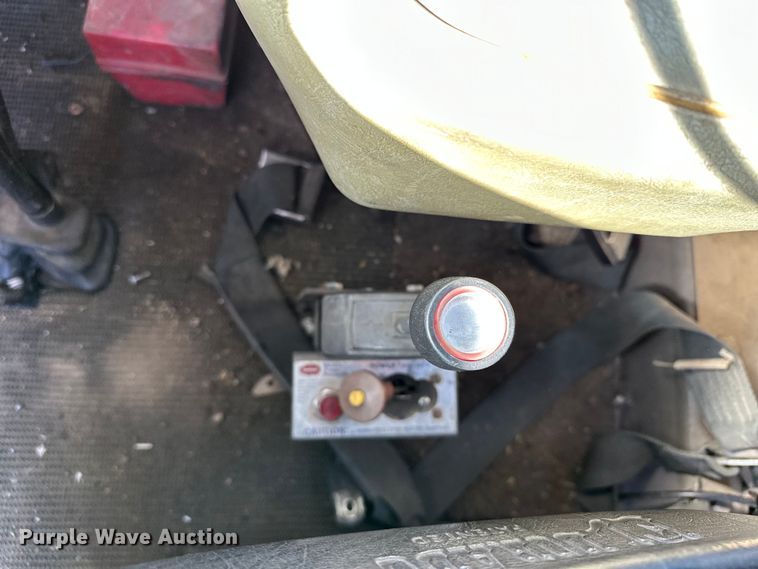 image for item KU9939 1984 Mack R686ST  dump truck