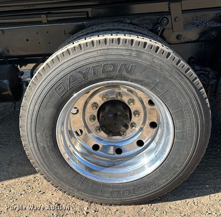 image for item KU9939 1984 Mack R686ST  dump truck