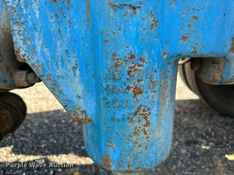 image for item KW9200 2006 Mack CHN613  semi truck