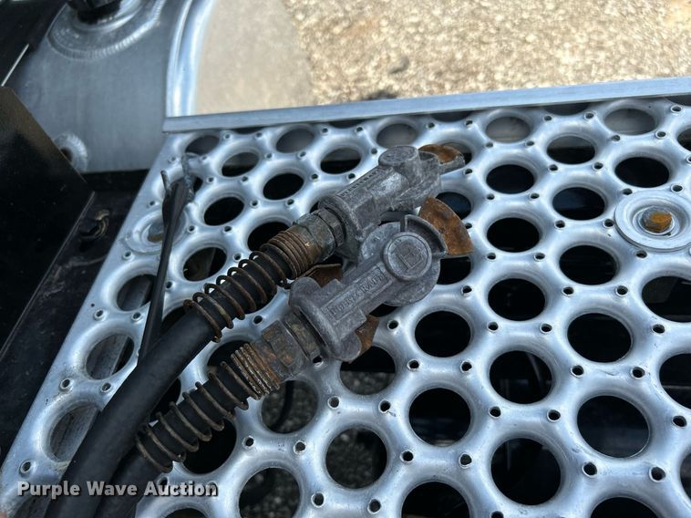 image for item KW9225 2013 Western Star 4900EX  semi truck