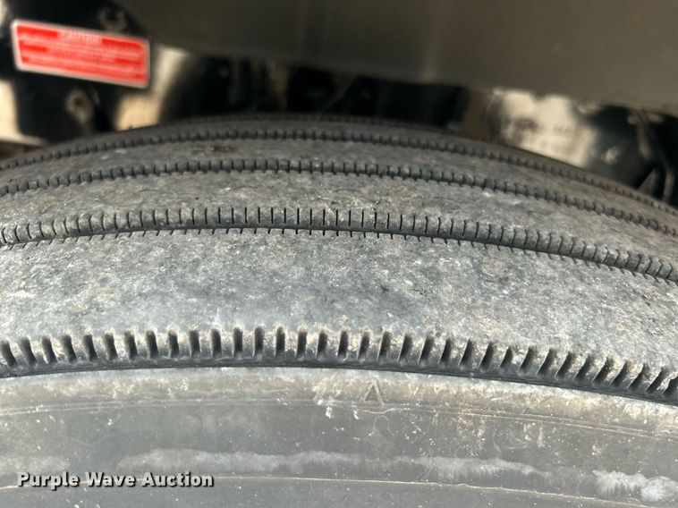 image for item KW9225 2013 Western Star 4900EX  semi truck