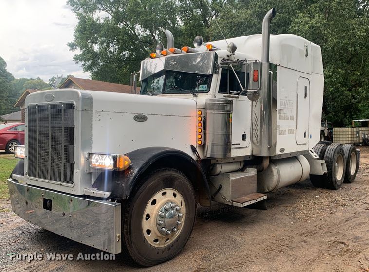 image for item LH9706 1994 Peterbilt 379  semi truck