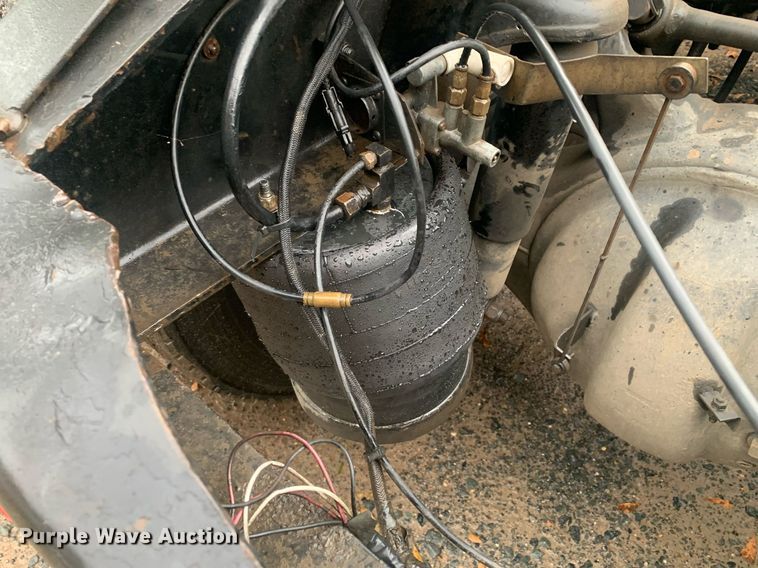 image for item LH9706 1994 Peterbilt 379  semi truck