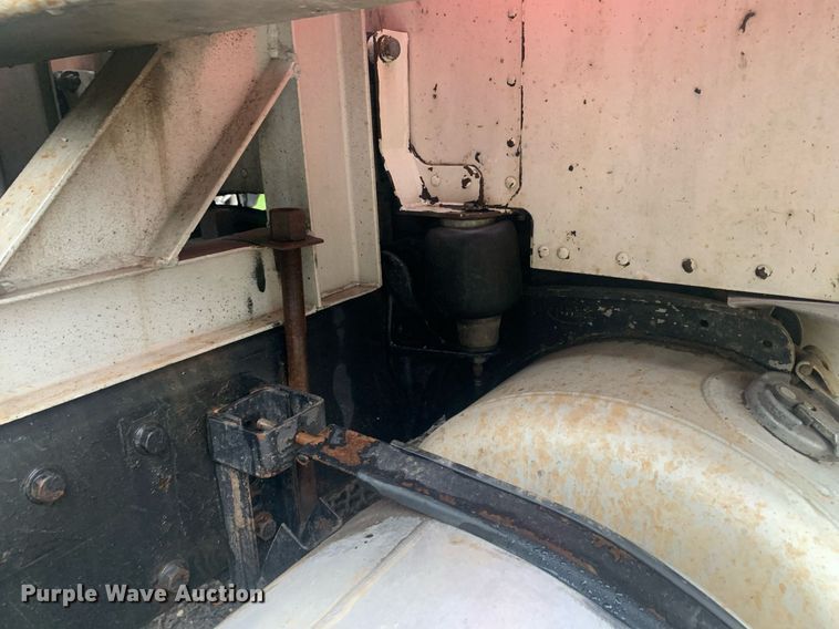 image for item LH9706 1994 Peterbilt 379  semi truck