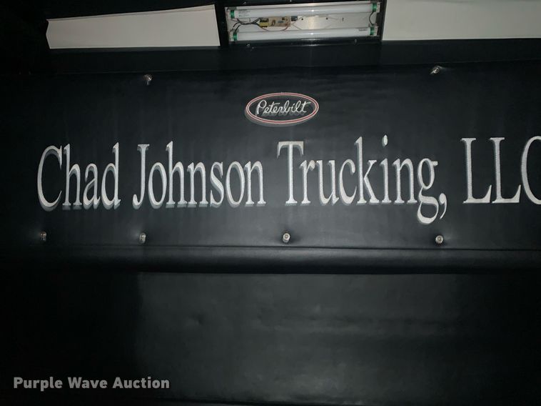 image for item LH9706 1994 Peterbilt 379  semi truck