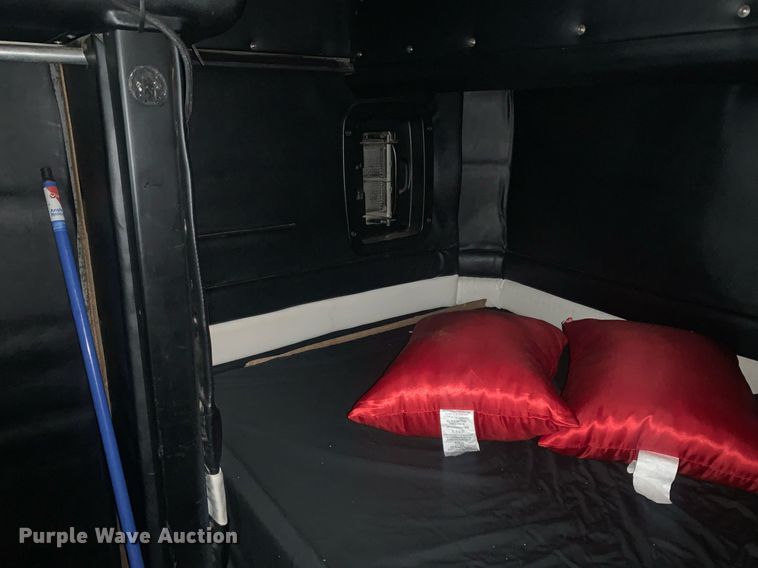 image for item LH9706 1994 Peterbilt 379  semi truck