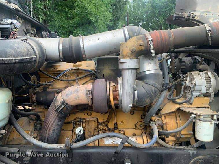 image for item LH9706 1994 Peterbilt 379  semi truck