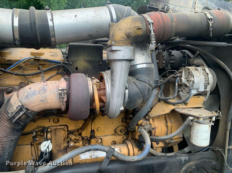 image for item LH9706 1994 Peterbilt 379  semi truck