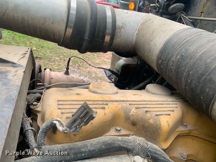 image for item LH9706 1994 Peterbilt 379  semi truck