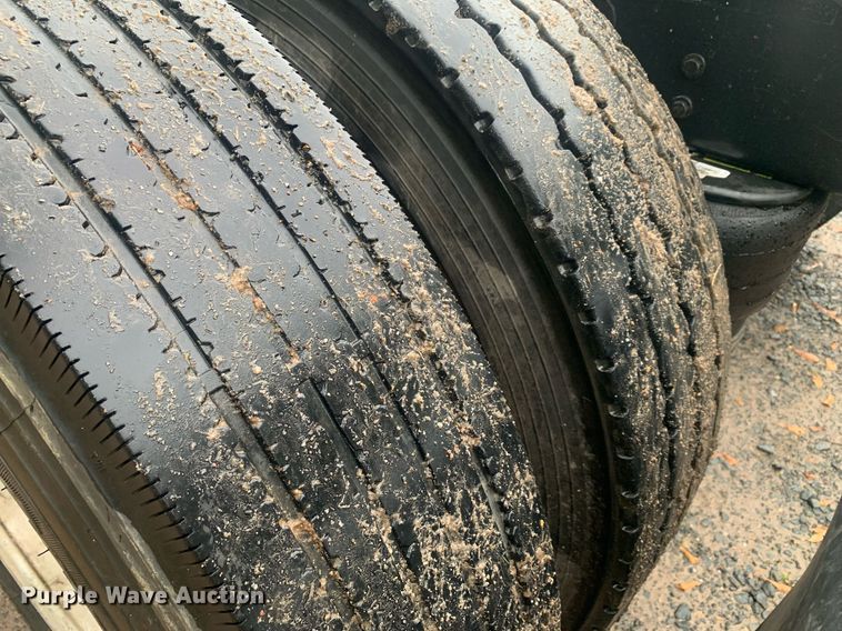 image for item LH9706 1994 Peterbilt 379  semi truck