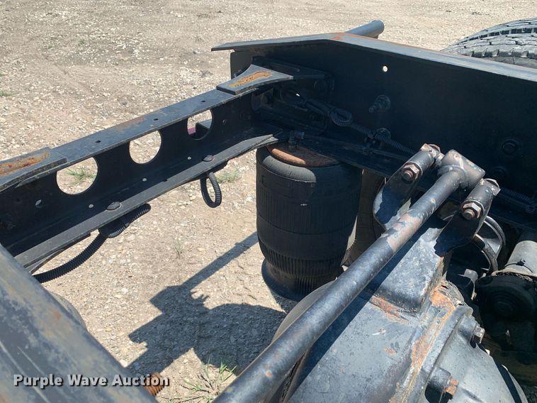 image for item LH9710 2014 International ProStar  semi truck