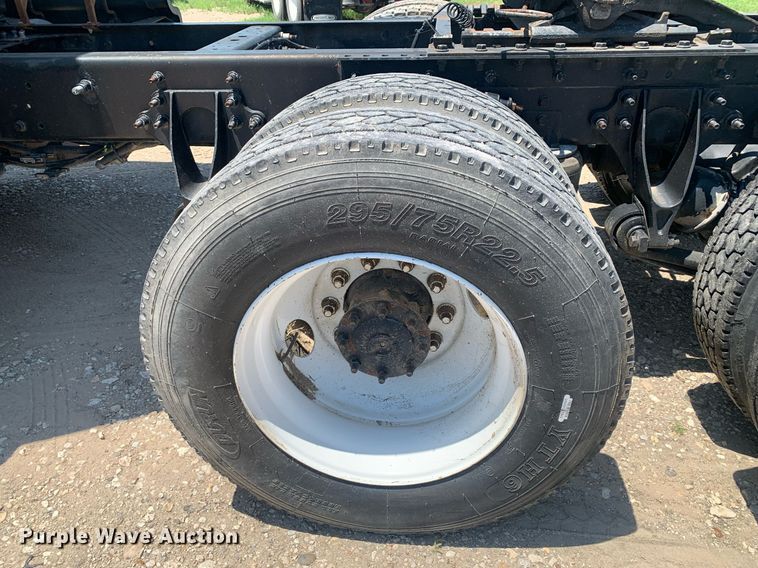 image for item LH9710 2014 International ProStar  semi truck